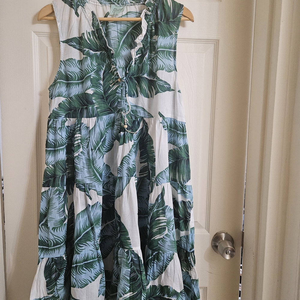 Leafy Green Sleeveless Midi Dress